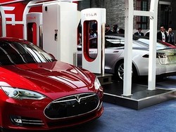 Fasilitas Pengisian Mobil Listrik Disiapkan untuk Tesla di Jakarta
