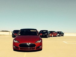 Catat! Mobil Listrik Tesla Indennya Bisa 6 Bulan Sampai 1 Tahun