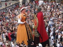 Raksasa Keluar dari Persembunyian di Festival Prancis