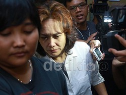 Saat Fariz RM Ditangkap Polisi, Oneng Tengah Tidur Pulas