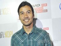 Chicco Jerikho Happy Main Film Lagi