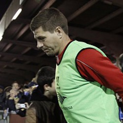 Umumkan Masa Depannya Cepat-cepat, Gerrard Tak Ingin Ganggu Liverpool