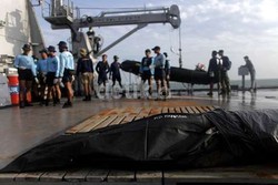 Jenazah Korban AirAsia yang Ditemukan Kapal Malaysia Tiba di Pangkalan Bun