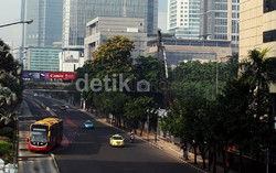 Jalur TransJ Kembali Diserobot, Ini Kata Ahok