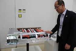 Canggih, Baterai Mobil Listrik Bisa Dicas dalam 3 Menit