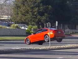 Mau Pamer Mobil Baru, Malah Nyaris Celaka