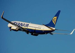 Kisah Ryanair, Banyak Tingkah Demi Tiket Pesawat Murah