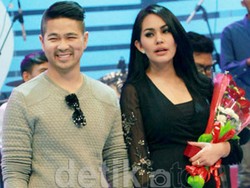 Kartika Putri Pamer Cincin Berlian, Dilamar Kakak Jessica Iskandar?