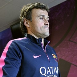 Enrique Tegaskan Jabatannya di Barca Tak Goyah