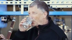 Bill Gates Promosikan Alat Pembersih Air Sulingan Limbah Manusia