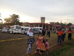 Saat Warga Pangkalan Bun Mengantar Kepergian Jenazah Korban QZ8501