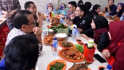 Jokowi, Bioskop dan Kepiting Asap