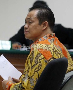 Tepergok Jaksa Sembunyikan HP di Kaos Kaki, Muhtar Minta Maaf ke Hakim