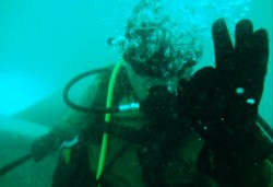 Ekor AirAsia Terendam Lumpur, Penyelam Tak Temukan Black Box di Dasar Laut