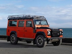 Land Rover Bikin Edisi Pamungkas Defender