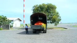 Kejar Evakuasi Ekor AirAsia, TNI AL Kirim Tambahan Balon Pengangkat