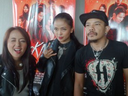 Tantri Bercucuran Air Mata, Cella Ungkap Kisah Cinta Rock N Love