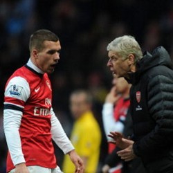 Tak Pernah Dapat Kesempatan, Podolski Serang Wenger
