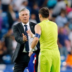 Casillas: Ancelotti Lebih Baik daripada Mourinho