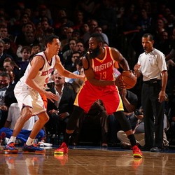 Rockets Perpanjang Derita Knicks