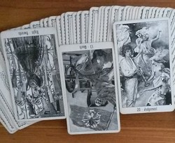 Ini Ramalan Tarot untuk Peruntungan Cinta Anda di 2015 (Bag. 2)