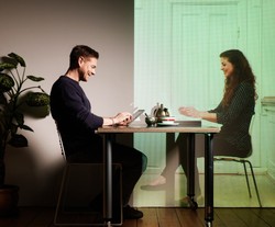 Ini Tipsnya Agar Kekasih Tetap Setia Selama Jalani LDR