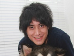 Kevin Aprilio Ingin Kenal Lebih Jauh Gebetannya yang Mirip Sandra Dewi