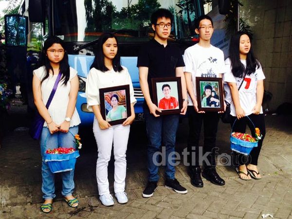 Chiara Natasha Lepas Keluarganya dengan Tegar