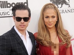 Jennifer Lopez Bantah Balikan dengan Casper Smart