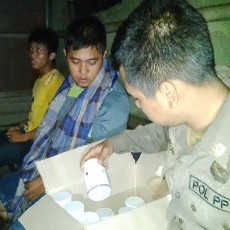 Razia Pasangan Mesum, Satpol PP Temukan Ribuan Pil Koplo