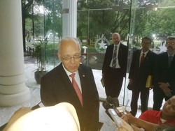 Dubes Mesir: Penyerang Charlie Hebdo Pastilah Bukan Muslim