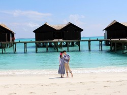 Bikin Iri! Ini Foto Bulan Madu Sungmin SuJu dan Kim Sa Eun di Maldives