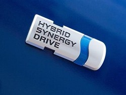 Bensin Murah, Mobil Hybrid Tak Laku