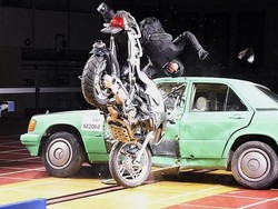 Jaket Airbag untuk Pemotor