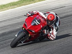 Ducati Bikin Panigale Lebih Ngebut Lagi