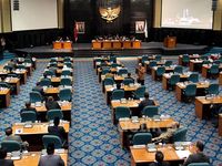 Rapat Paripurna Raperda APBD DKI 2015