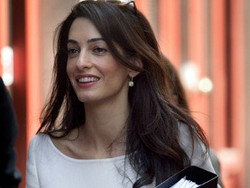 Penampilan Amal Alamuddin Paling Dinantikan di Golden Globe 2015