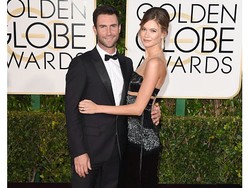 Foto: Para Model yang Tampil Menawan di Golden Globes 2015