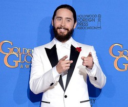 Jared Leto Datang ke Golden Globes dengan Rambut Dikepang ala Elsa Frozen