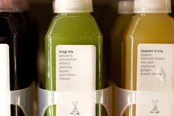 Apa Keunggulan Cold-Pressed Juice Dibanding Jus Biasa?