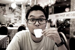 Dade Akbar: Nyeninya Menu Warteg dalam Bingkai Fotografi