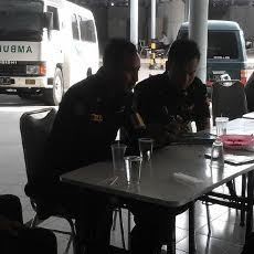 Ini Cerita Linmas Saat Bantu dan Mengawasi Alur Jenazah AirAsia QZ8501