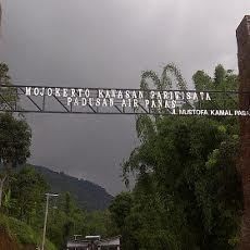 Nama Jalan Bupati Mojokerto di Pacet Sudah Dipasang Tapi Belum Diresmikan