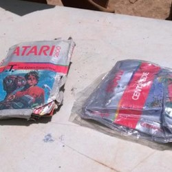 Arkeolog Menggali Cartridge Game Bersejarah