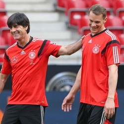 Loew Akan Kecewa Berat Kalau Ballon dOr Tak Jadi Milik Neuer