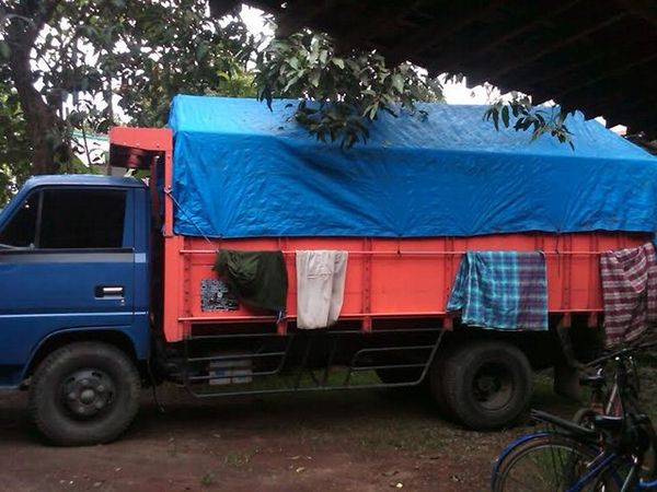 Truk Serba Guna Truk Serba Guna