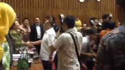 Calon Kapolri Jadi Tersangka Korupsi, Aburizal Bakrie: Saya Kaget Sekali!