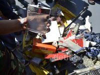 Kabel hingga Botol Diangkat ke KRI Banda Aceh