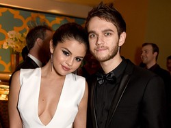 Main Kucing-kucingan, Selena Gomez Garap Lagu Bareng Zedd