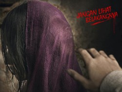 Mengintip Hantu Berwajah Dua di Trailer Nenek Siam